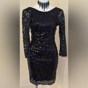 ONENESS  Black Sequence Long Sleeve Open Back Cocktail Midi  Dress Sz 6
